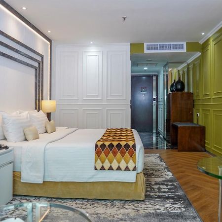 Cambridge Hotel Медан Екстериор снимка