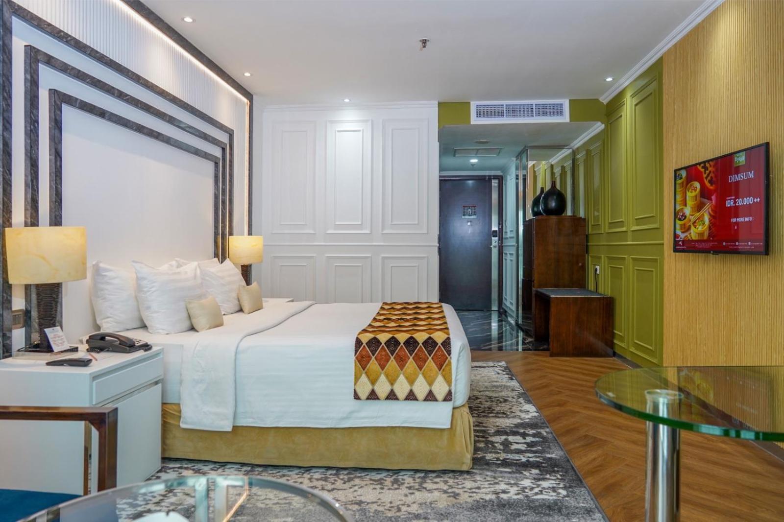 Cambridge Hotel Медан Екстериор снимка